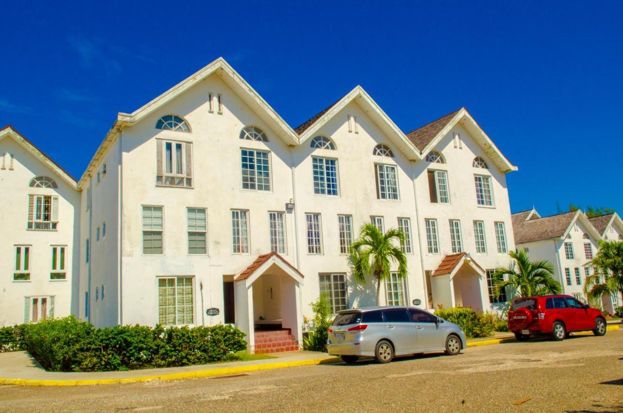 Marriott Seacastles E22, Montego Bay Aparthotel Eksteriør bilde